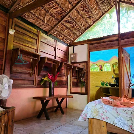 Wildlife Lodge Cahuita Exterior photo