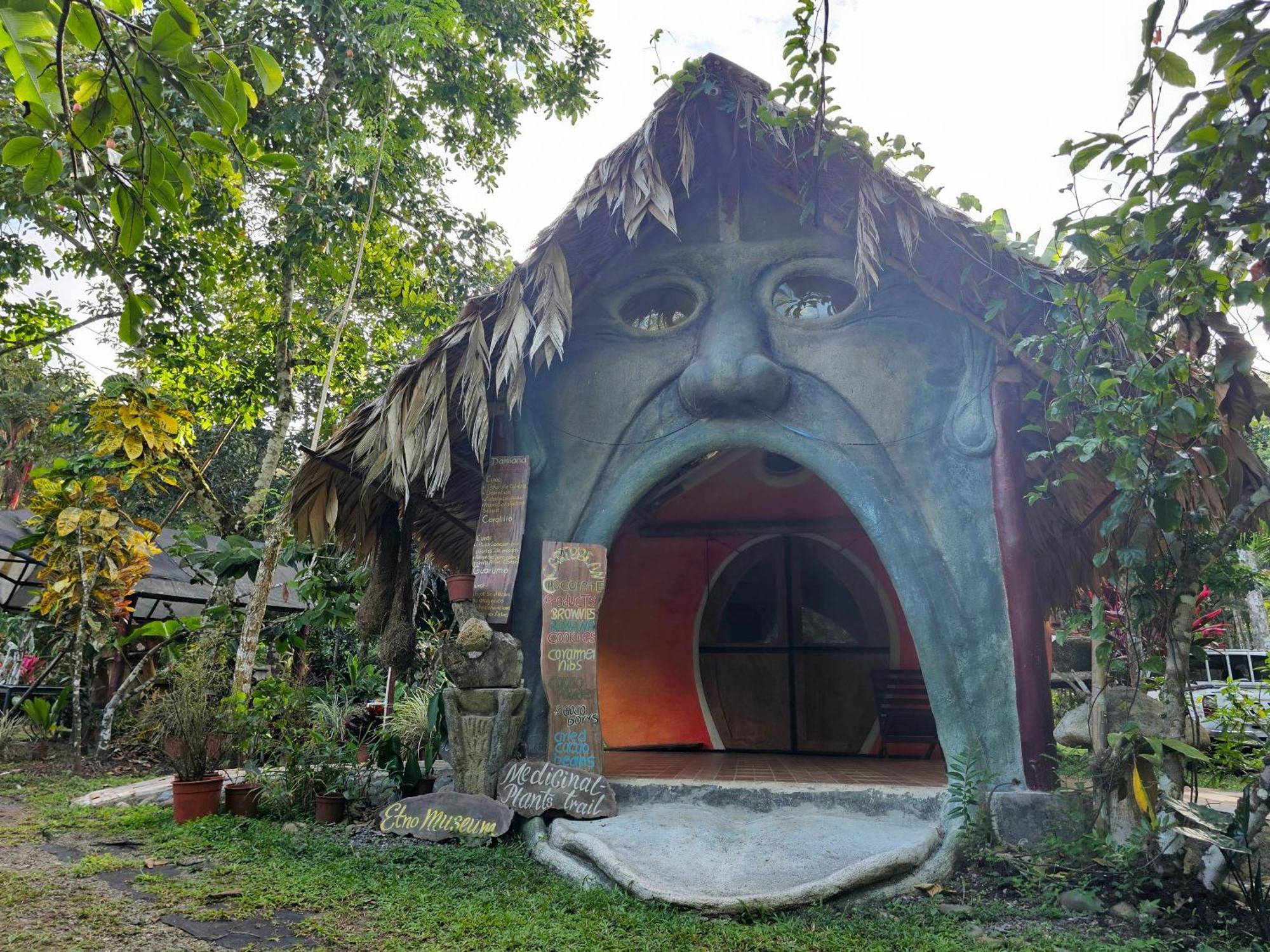 Wildlife Lodge